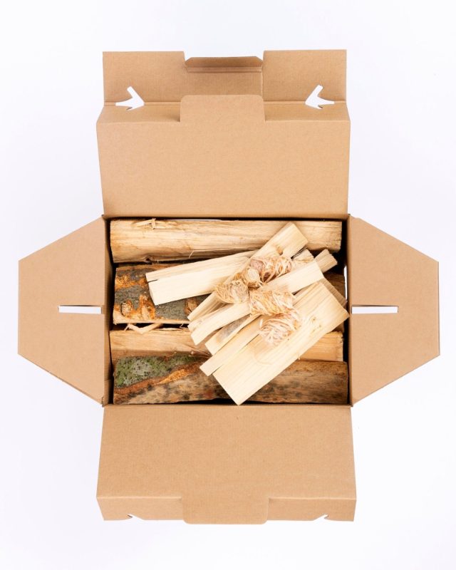 Bois de chauffage en carton